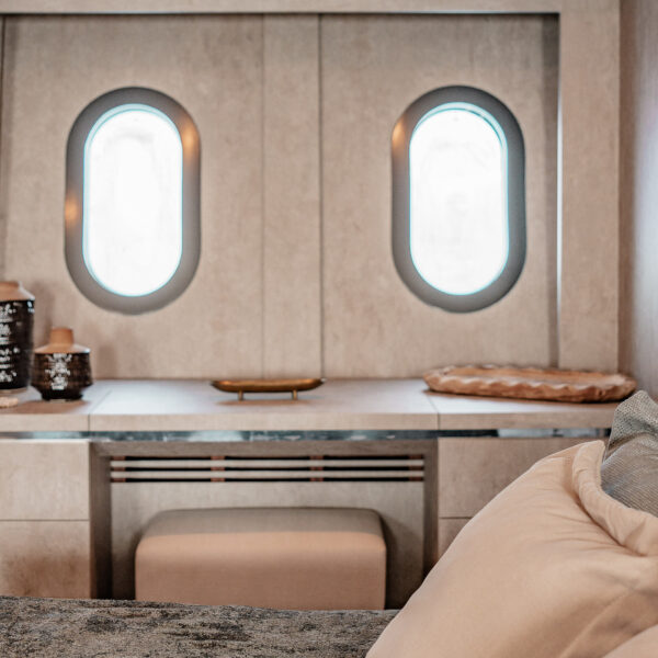 Interior (36)