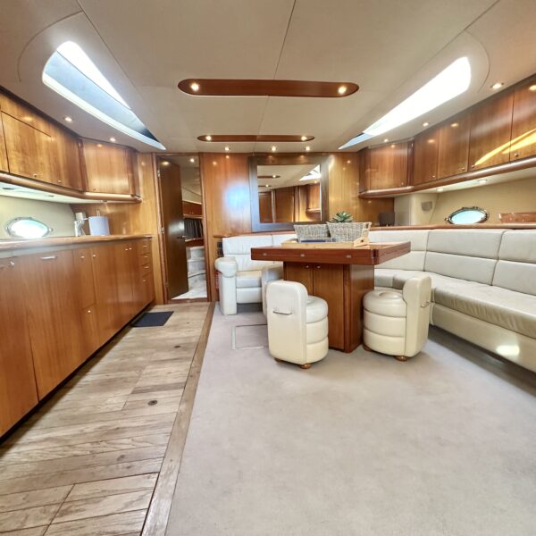SCI_High_Interior_Pictures_Sunseeker_Predator_68_Talan_2024_001