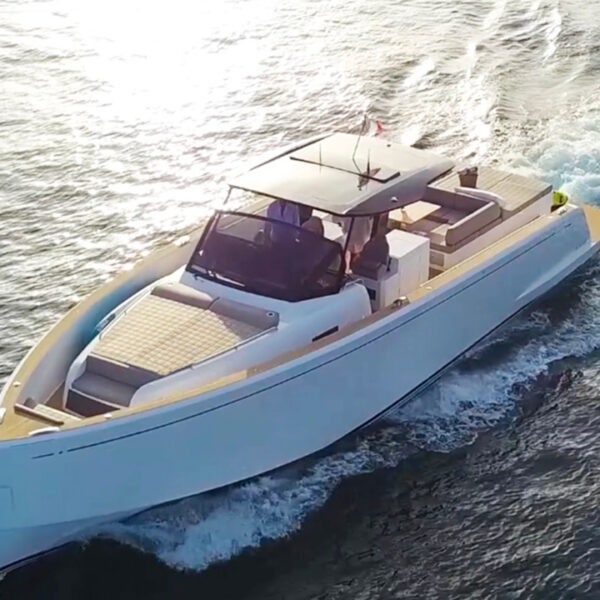 Exterieur-Yacht-dessus-V2