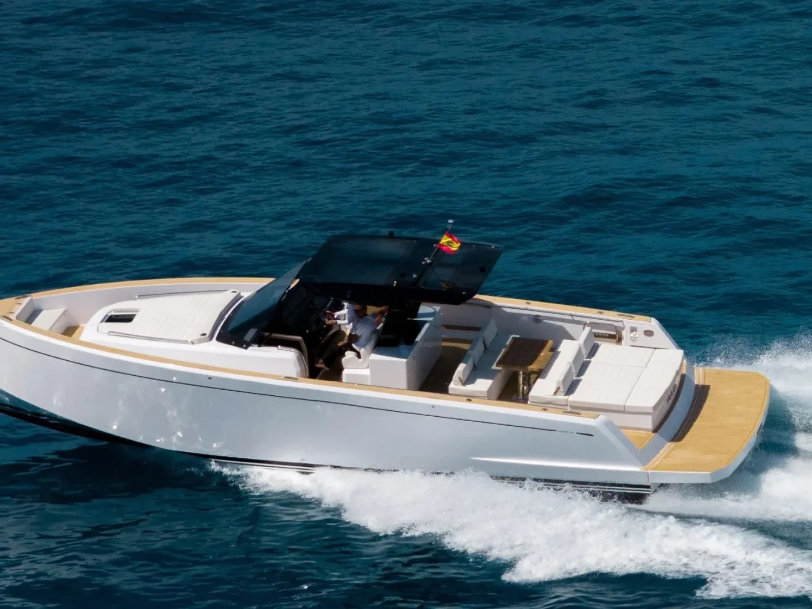 2024-pardo-yachts-p43-power-9814589-20250525024606856-1_XLARGE